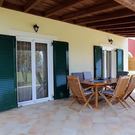 Panos Beach Casa de Férias